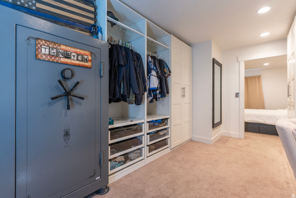 6848 S RUNNING SPRINGS DR West Jordan, UT 84084