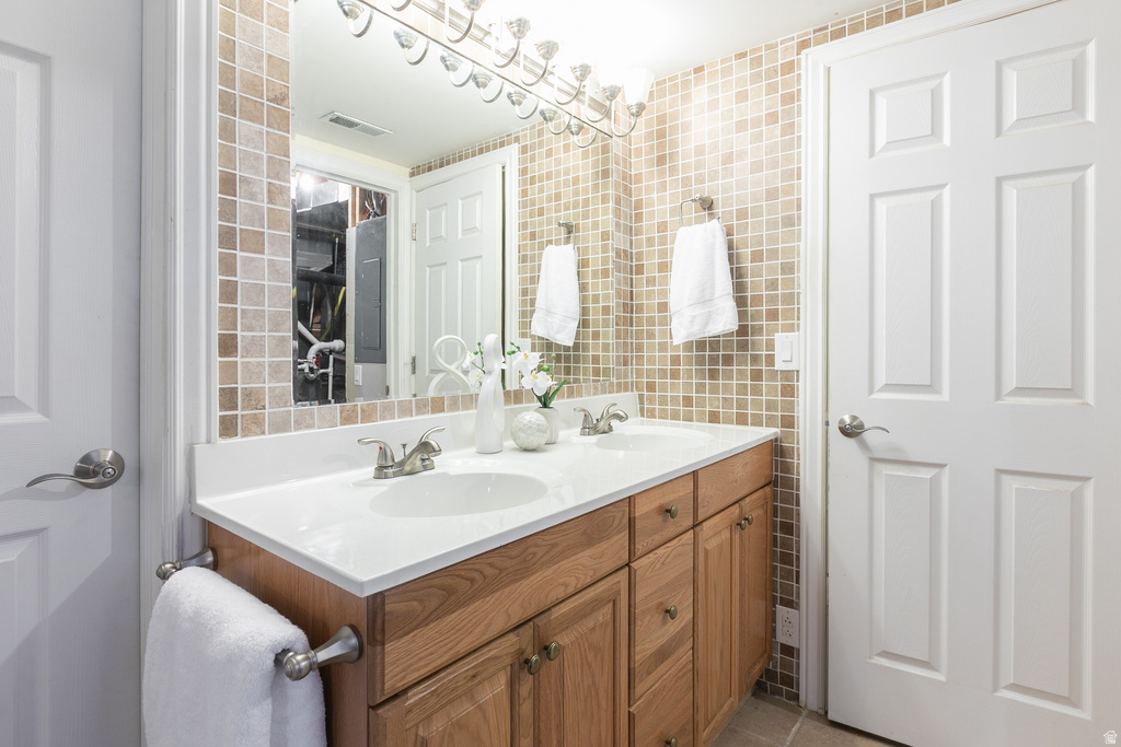 7247 S WOODGREEN RD West Jordan, UT 84084