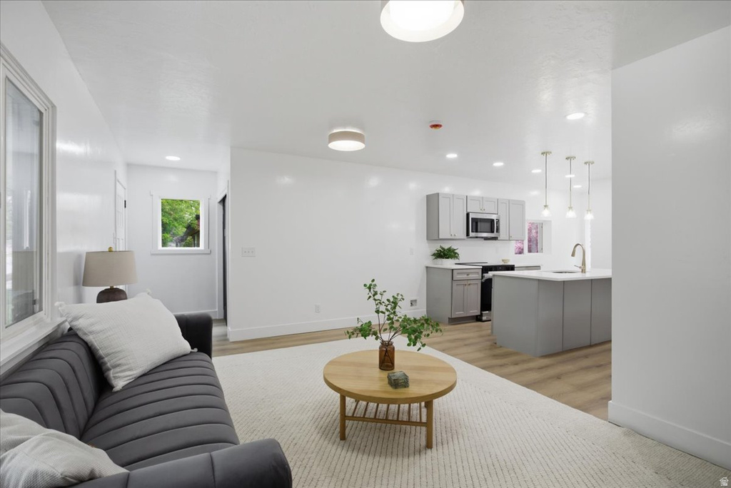 648 E GARFIELD AVE Salt Lake City, UT 84105