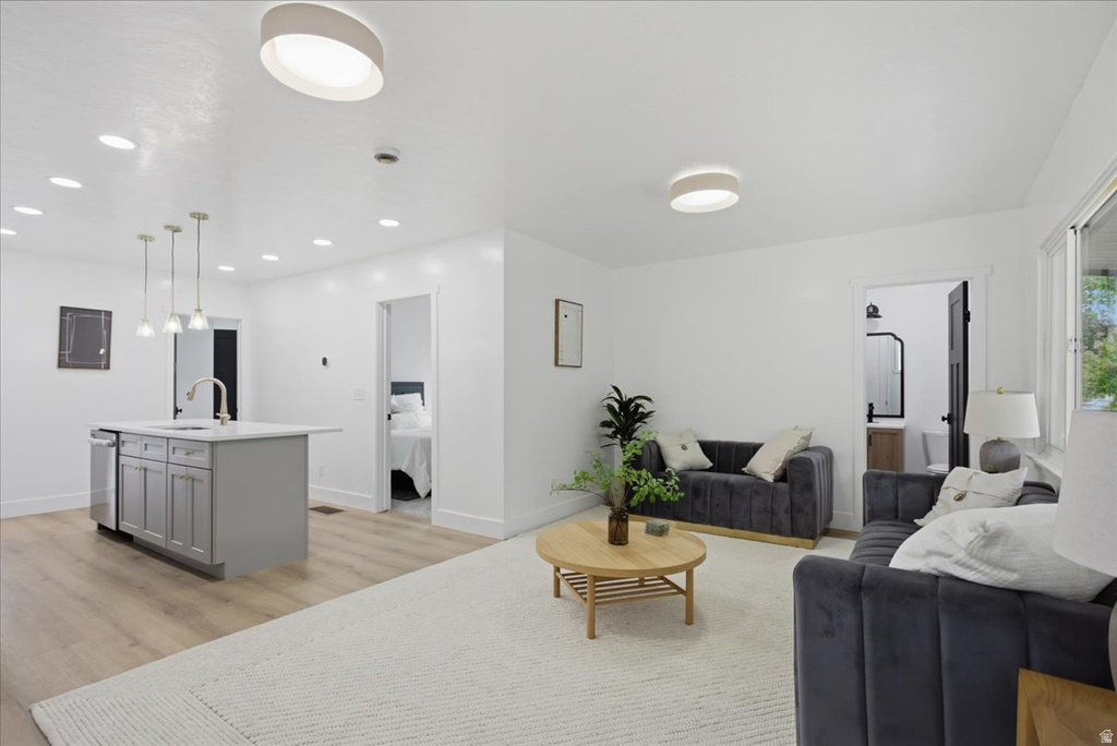 648 E GARFIELD AVE Salt Lake City, UT 84105