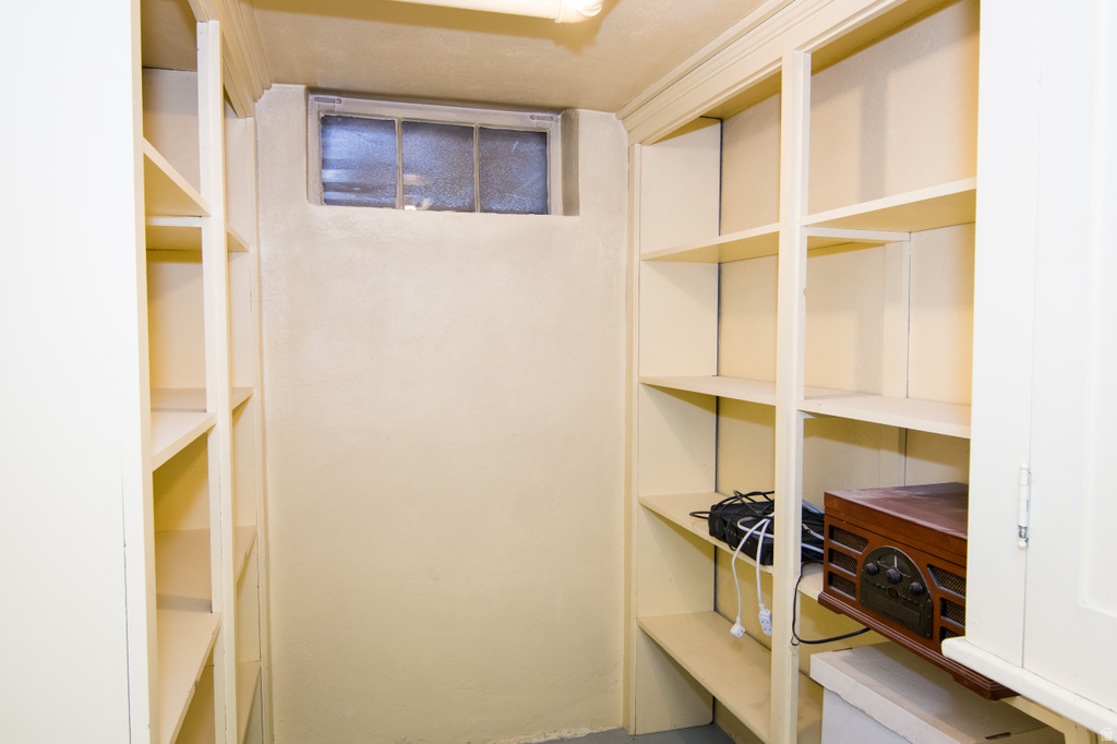 109 N MAIN ST Springville, UT 84663