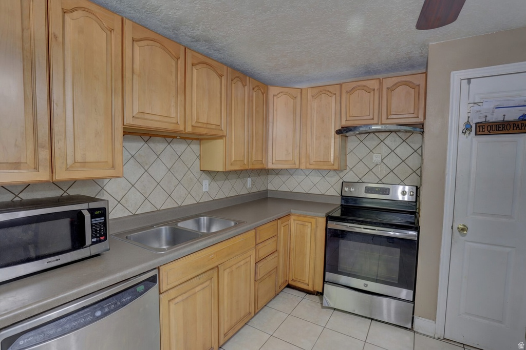 5074 S 3760 W Taylorsville, UT 84129