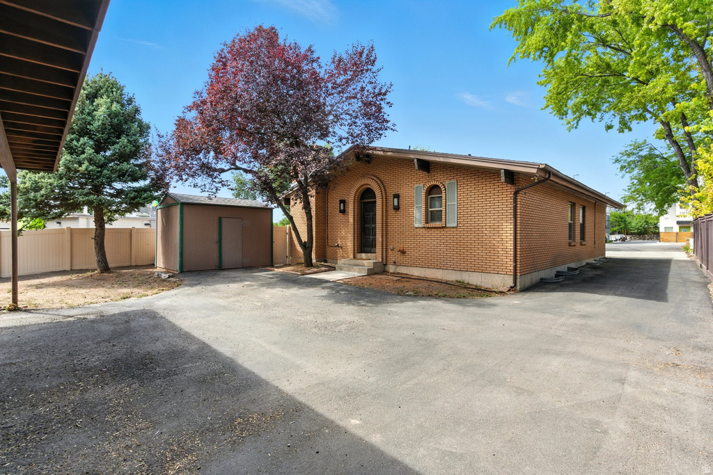 1314 E CRANDALL AVE Salt Lake City, UT 84106