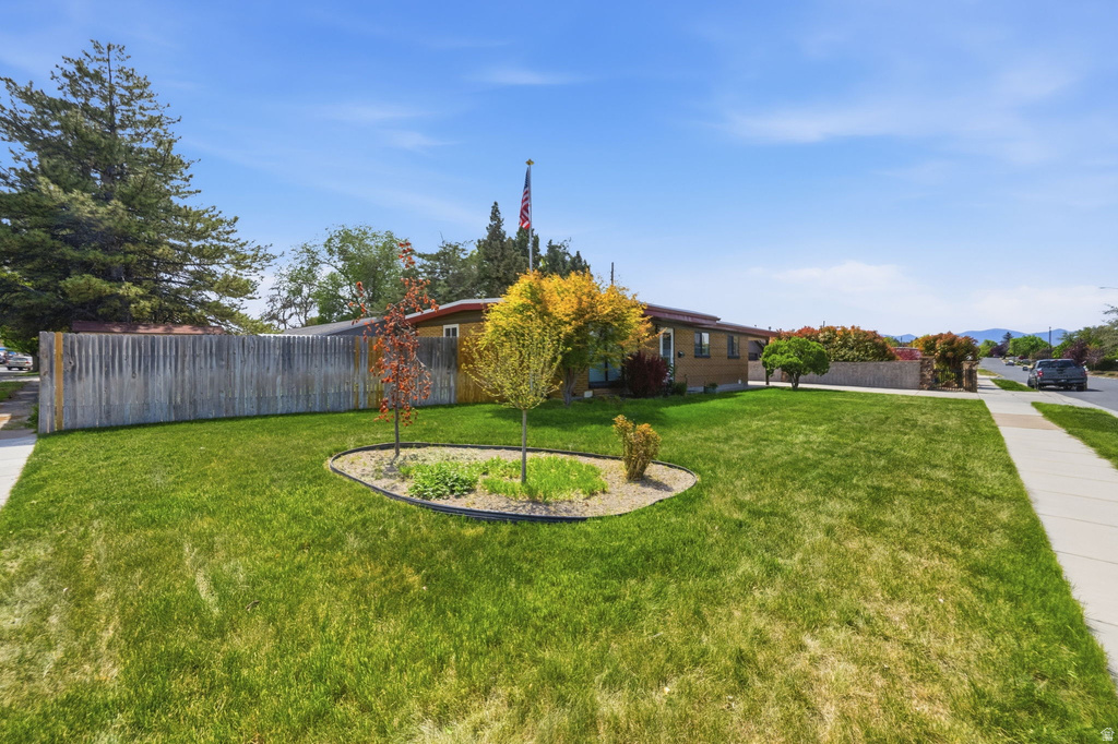 565 W 5465 S Murray, UT 84123