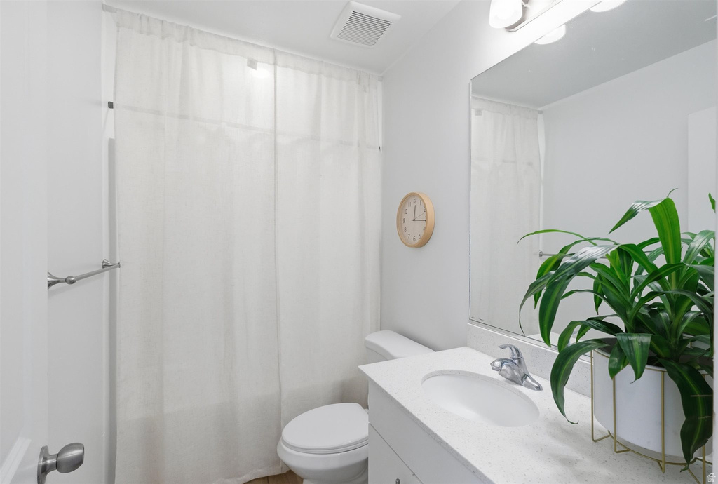 27 N 460 W Providence, UT 84332