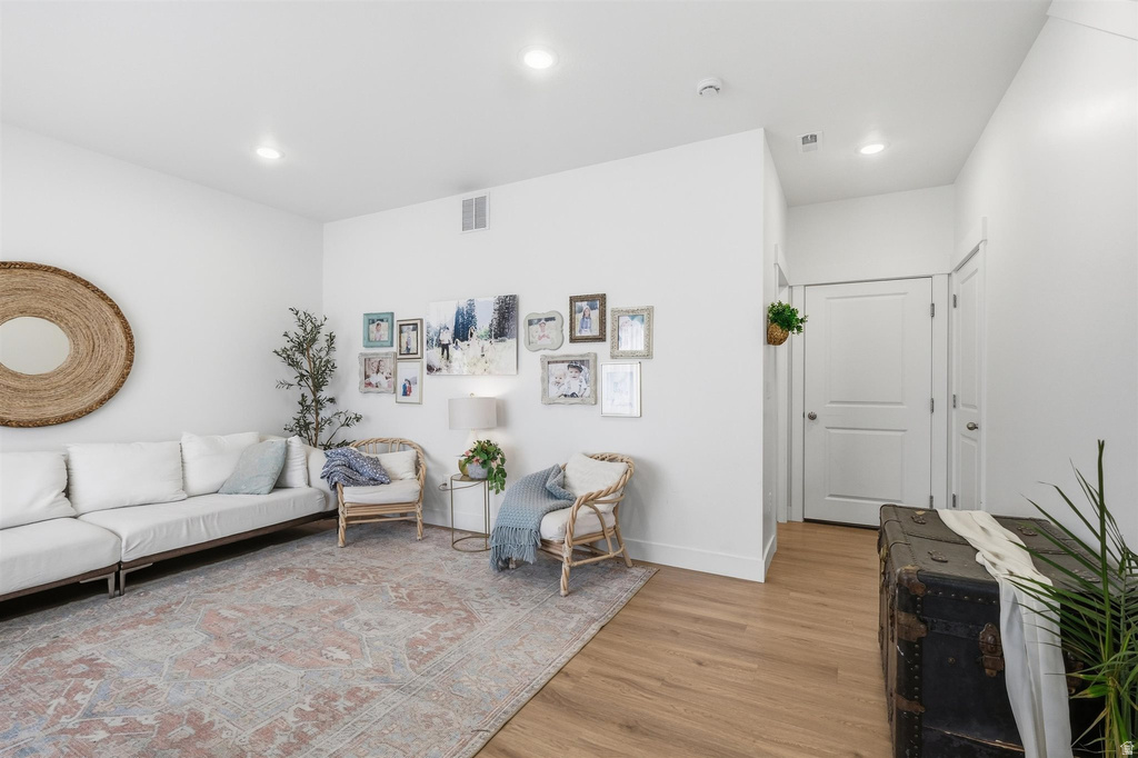 27 N 460 W Providence, UT 84332