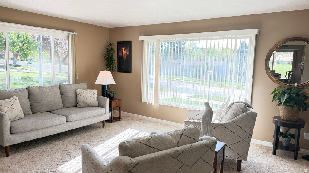 270 S MAIN ST Providence, UT 84332