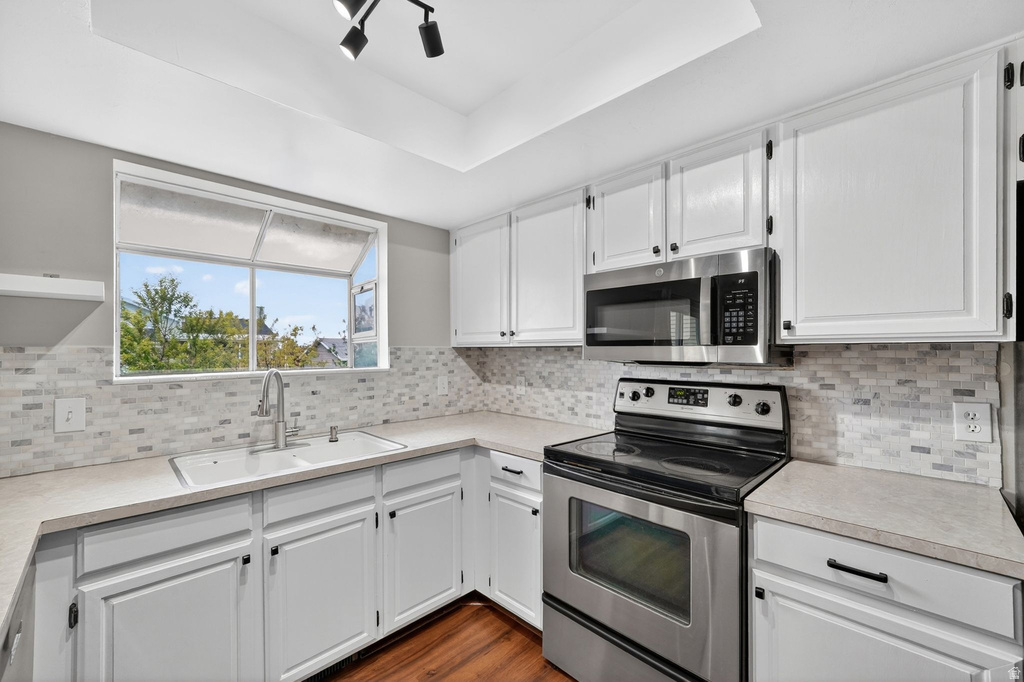 5556 W BLUEVAIL CT West Jordan, UT 84081