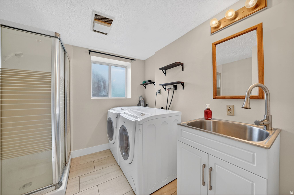 5556 W BLUEVAIL CT West Jordan, UT 84081