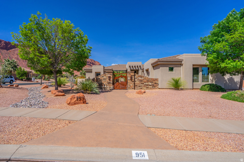 951 E CITADEL RD Ivins, UT 84738