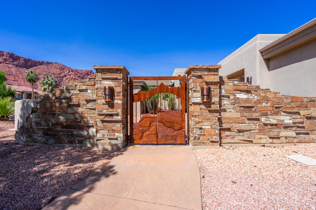 951 E CITADEL RD Ivins, UT 84738