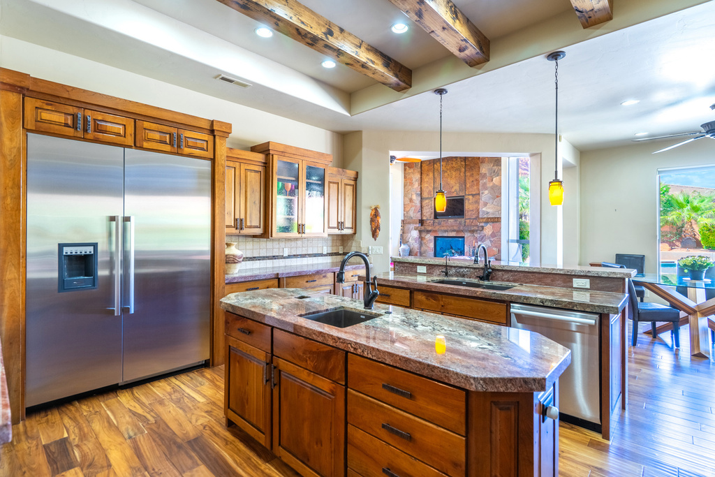 951 E CITADEL RD Ivins, UT 84738