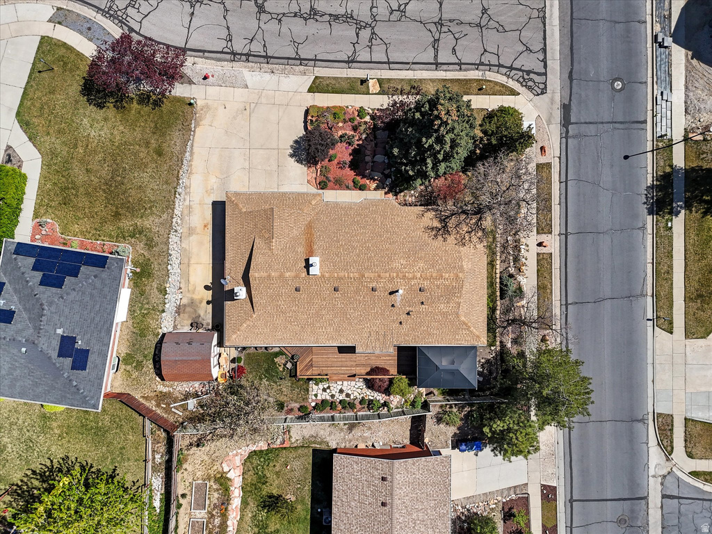 1969 E FALCONHURST CIR Sandy, UT 84092