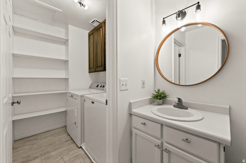 7635 S LARK MEADOW CV Midvale, UT 84047