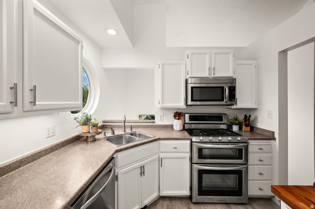 7635 S LARK MEADOW CV Midvale, UT 84047