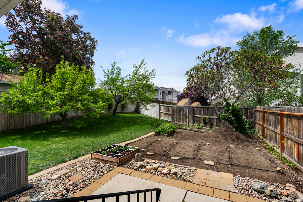 6896 HILLSIDE VILLAGE CIR Cottonwood Heights, UT 84121