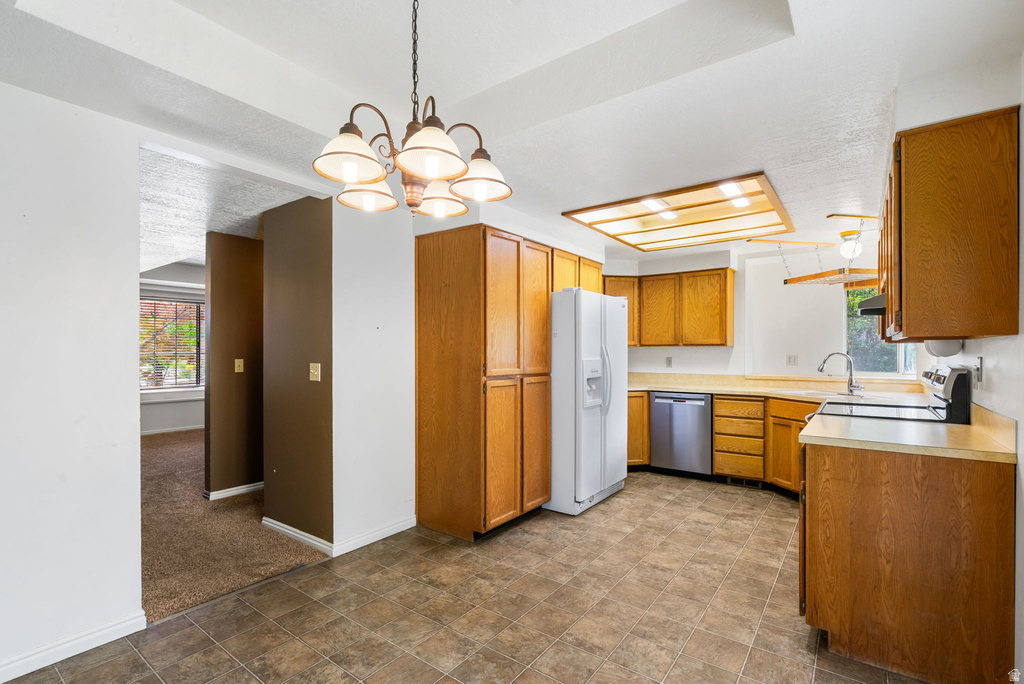 6896 HILLSIDE VILLAGE CIR Cottonwood Heights, UT 84121