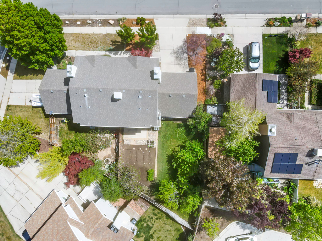 6896 HILLSIDE VILLAGE CIR Cottonwood Heights, UT 84121