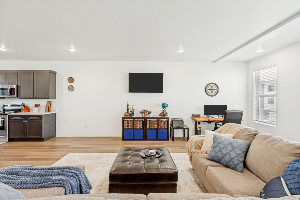 701 E GARDEN GROVE DR Eagle Mountain, UT 84005