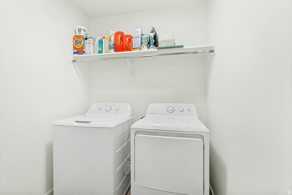 701 E GARDEN GROVE DR Eagle Mountain, UT 84005