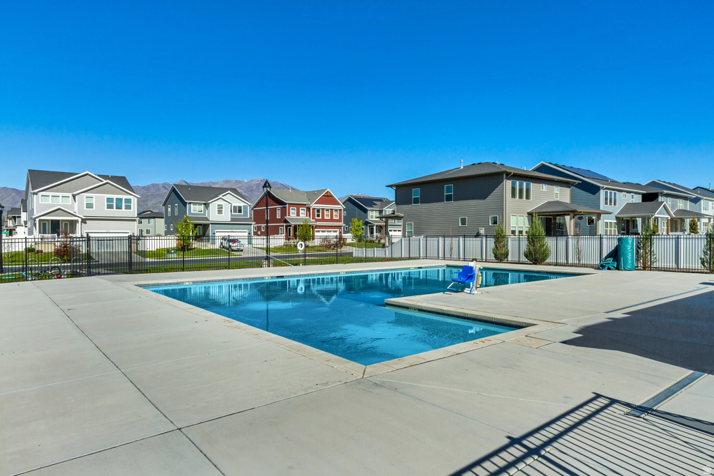 701 E GARDEN GROVE DR Eagle Mountain, UT 84005