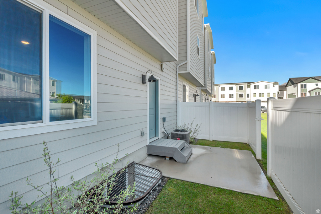 701 E GARDEN GROVE DR Eagle Mountain, UT 84005