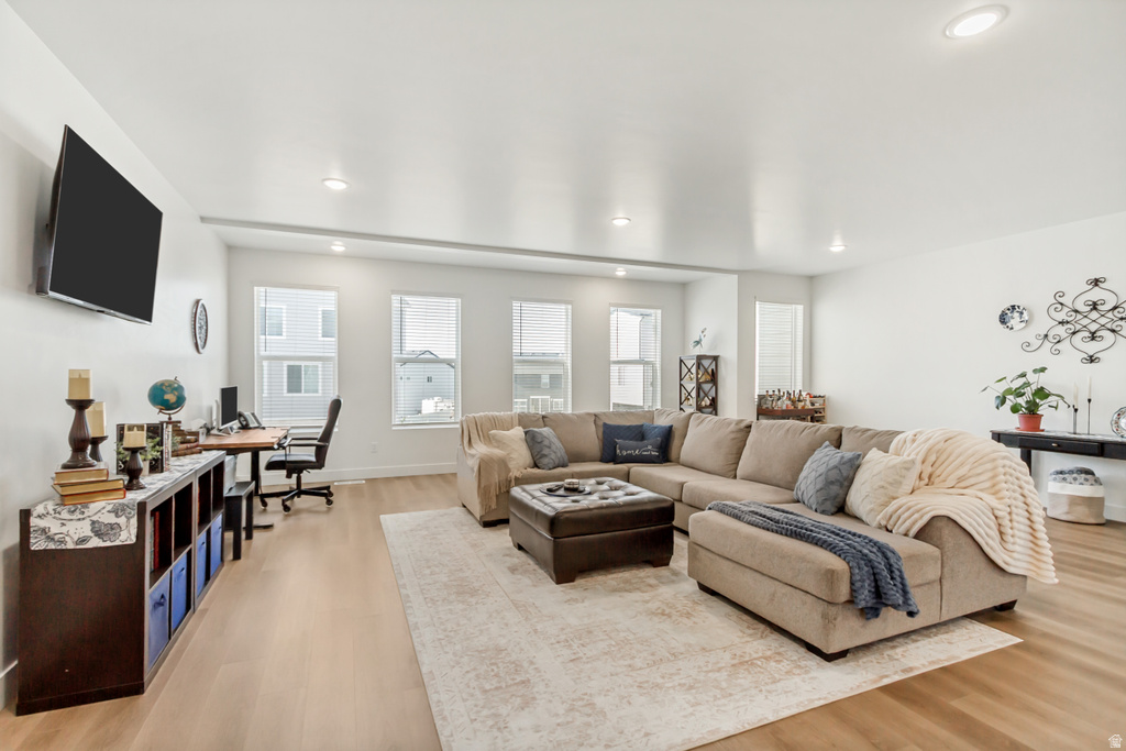 701 E GARDEN GROVE DR Eagle Mountain, UT 84005