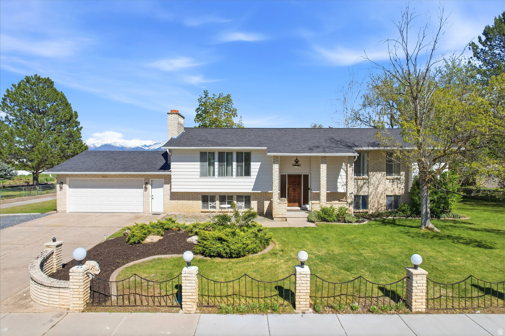 954 N 2600 W Clinton, UT 84015