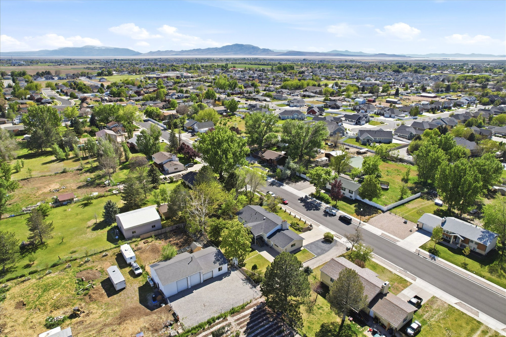 954 N 2600 W Clinton, UT 84015