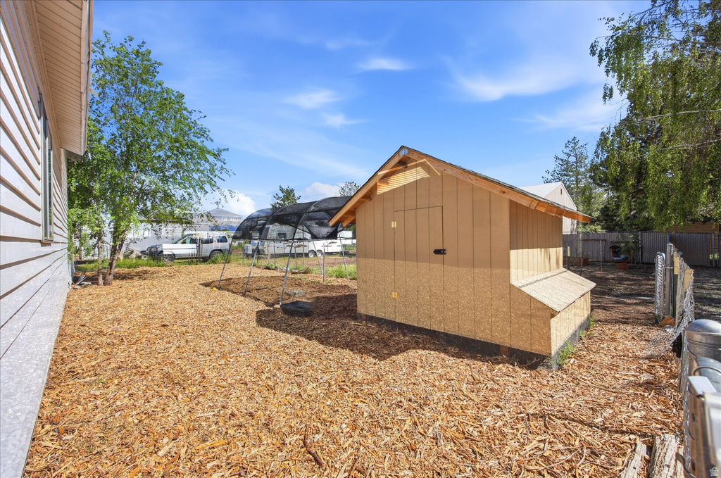 954 N 2600 W Clinton, UT 84015