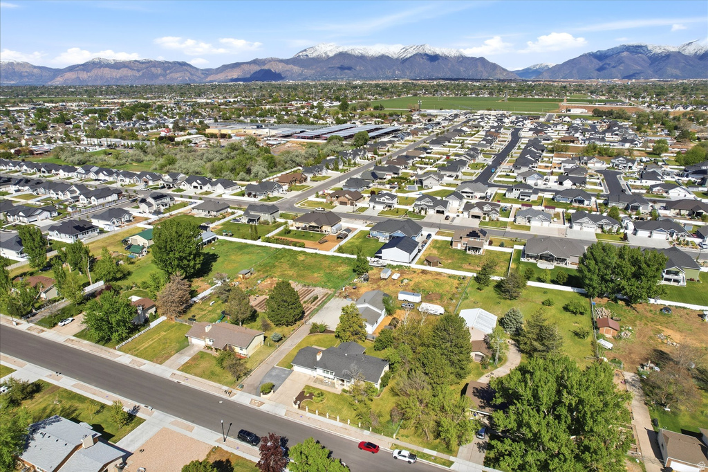 954 N 2600 W Clinton, UT 84015