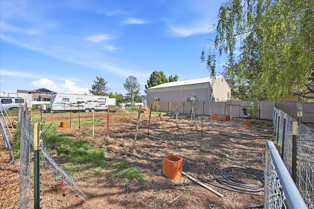 954 N 2600 W Clinton, UT 84015