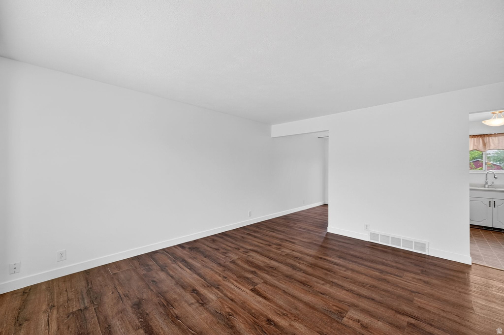 5486 S 3465 W Taylorsville, UT 84118