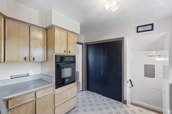 5533 W JANETTE AVE West Valley City, UT 84120