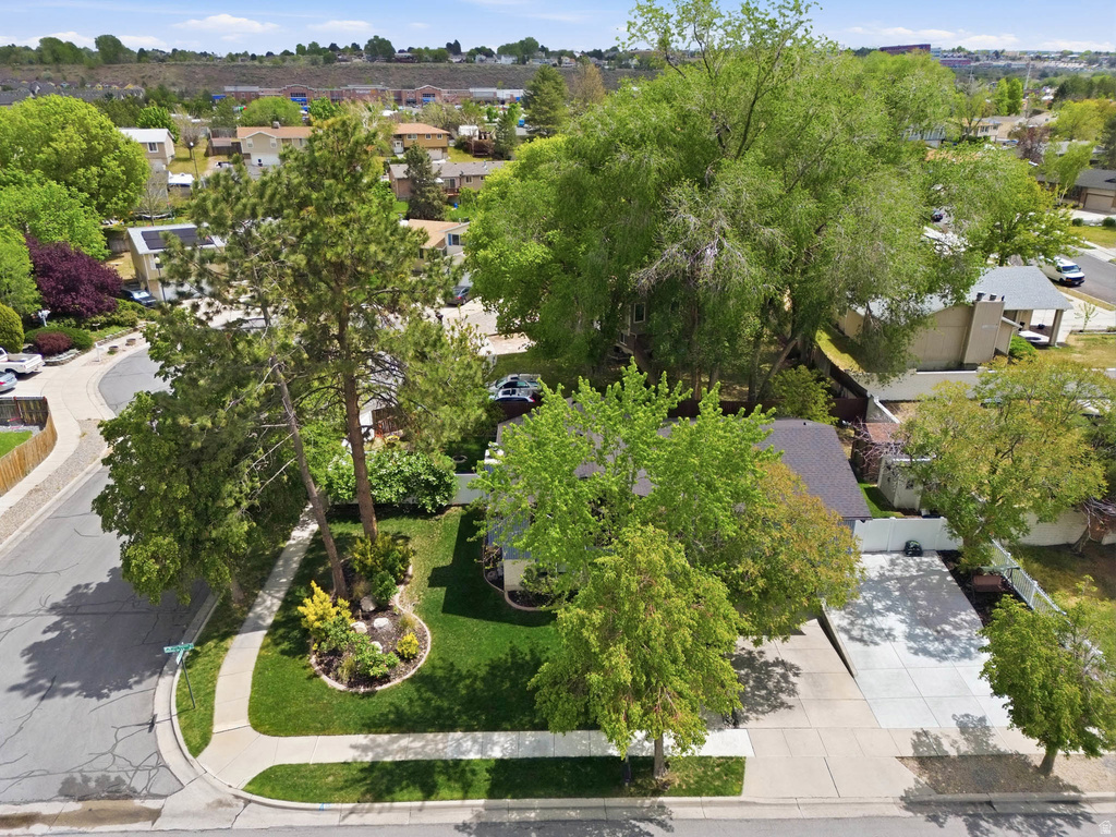 9107 S PEACH BLOSSOM DR Sandy, UT 84094