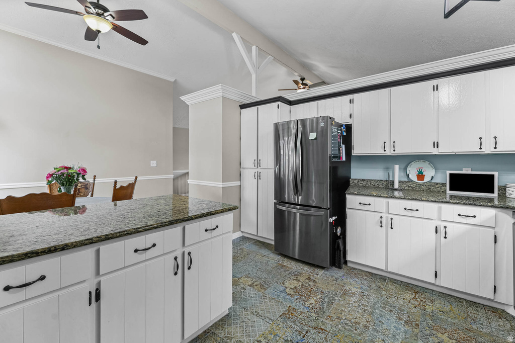 9107 S PEACH BLOSSOM DR Sandy, UT 84094