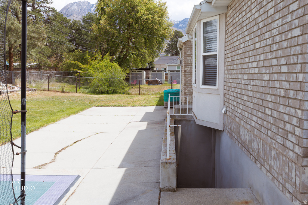 1901 E FRONTIER RD Holladay, UT 84121