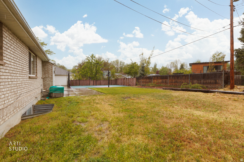 1901 E FRONTIER RD Holladay, UT 84121