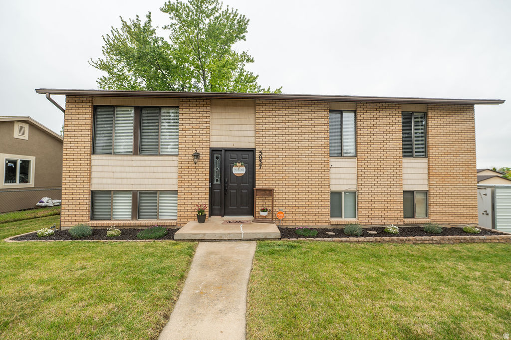 5037 S 2875 W Roy, UT 84067