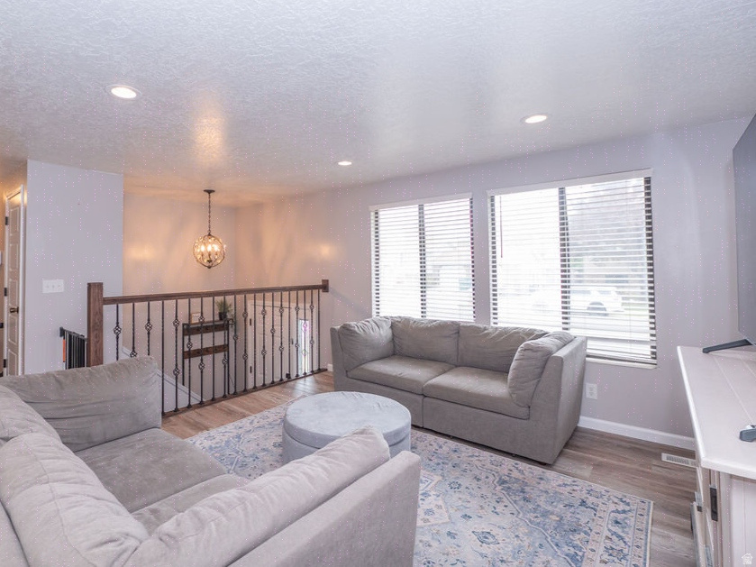 5037 S 2875 W Roy, UT 84067