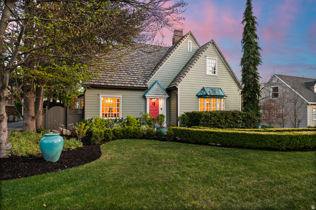 2052 E 900 S Salt Lake City, UT 84108