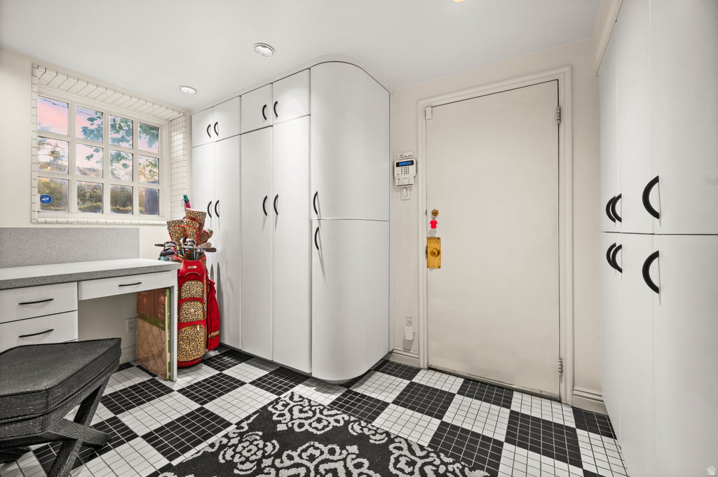 2052 E 900 S Salt Lake City, UT 84108