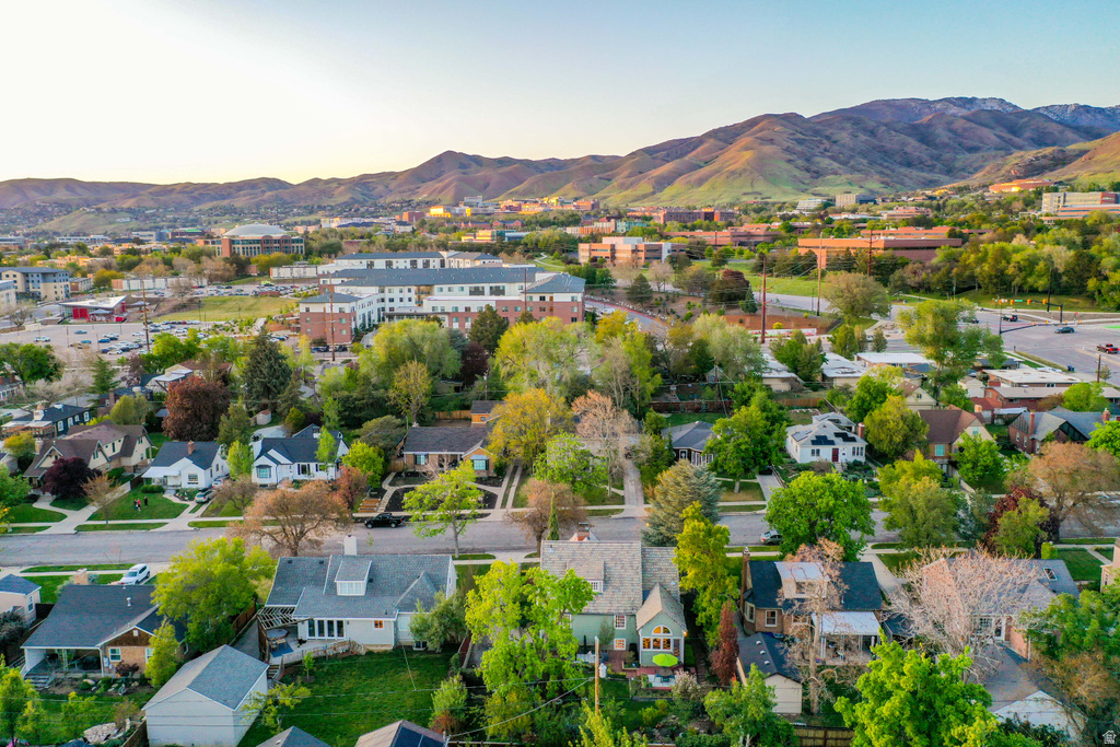 2052 E 900 S Salt Lake City, UT 84108