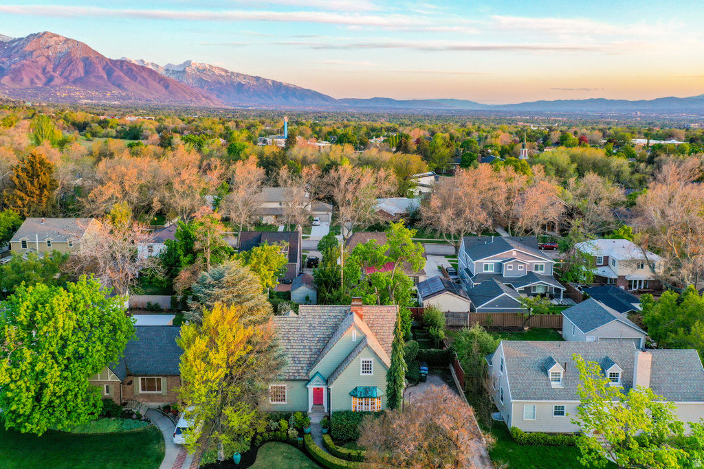 2052 E 900 S Salt Lake City, UT 84108
