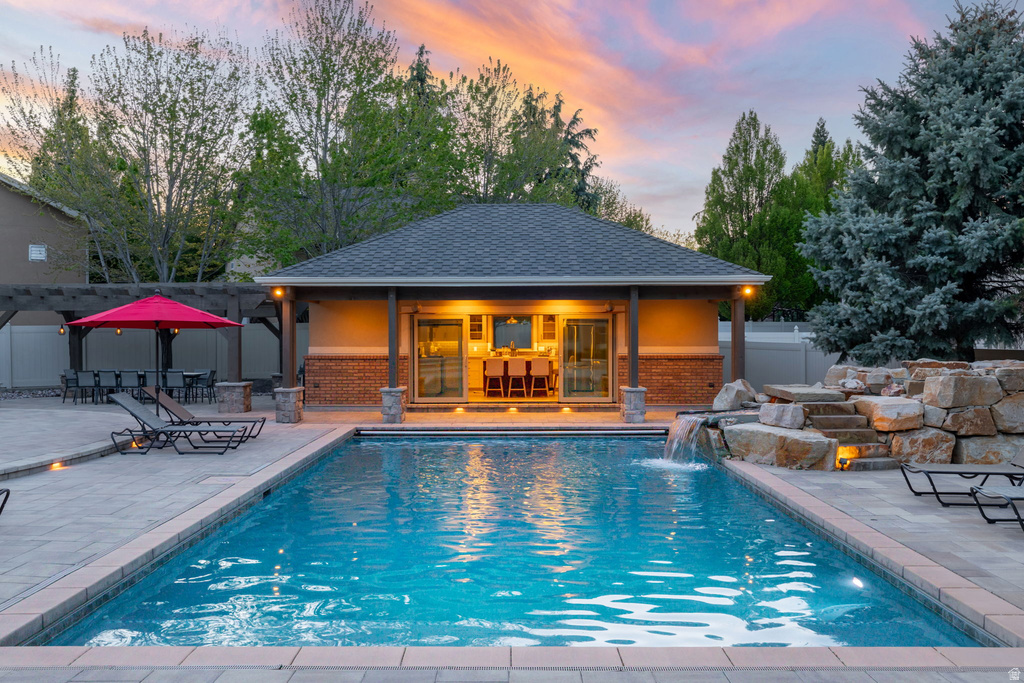 2312 W GALLANT FOX CT South Jordan, UT 84095