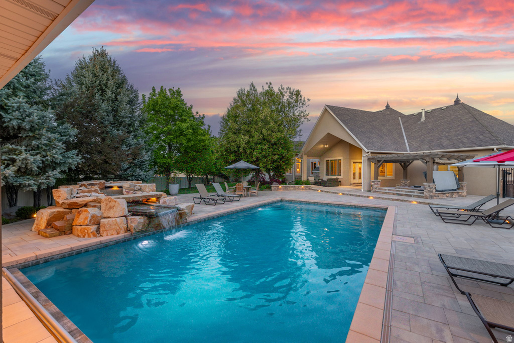 2312 W GALLANT FOX CT South Jordan, UT 84095