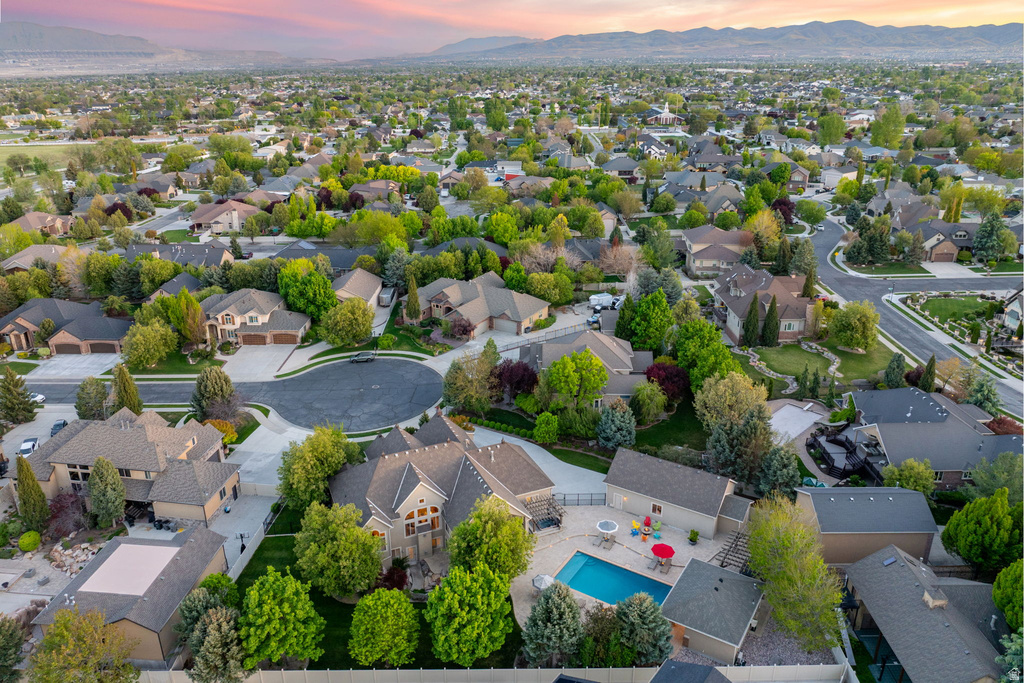 2312 W GALLANT FOX CT South Jordan, UT 84095