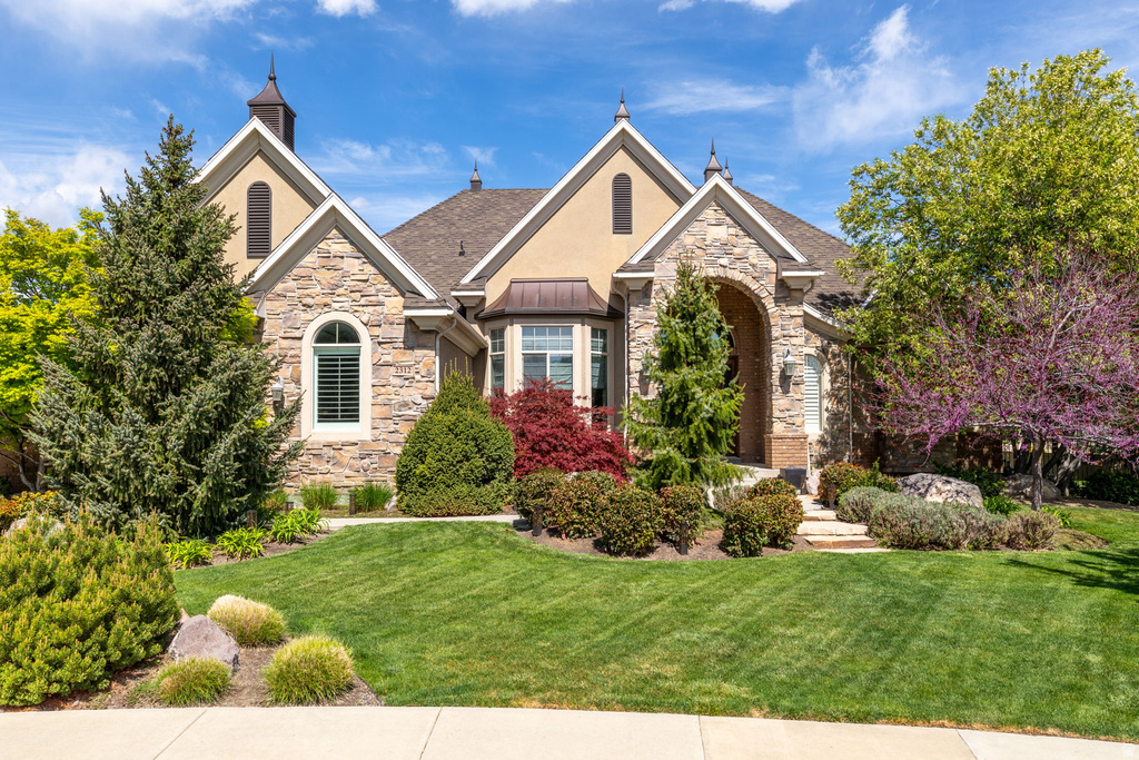 2312 W GALLANT FOX CT South Jordan, UT 84095