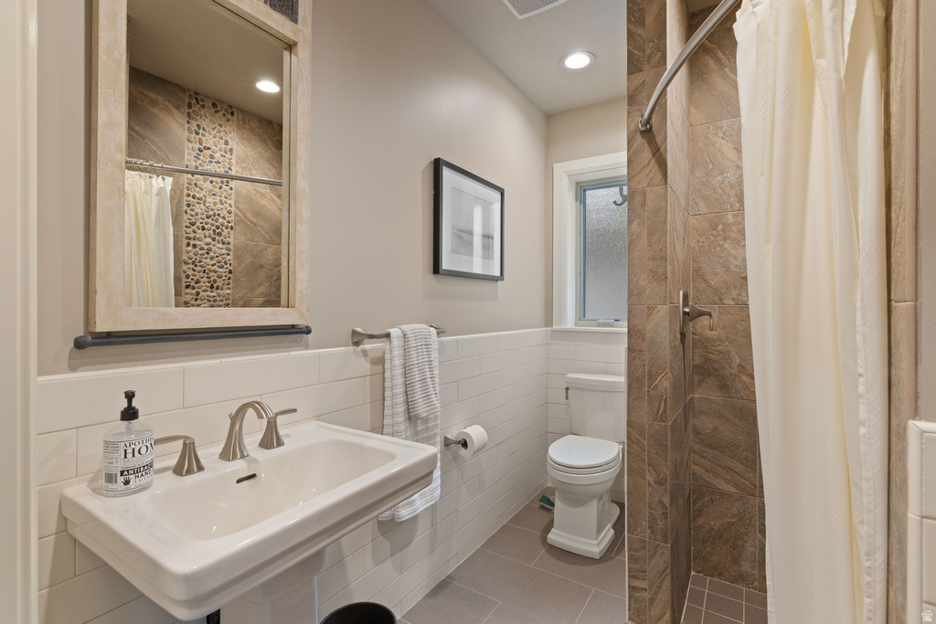 2312 W GALLANT FOX CT South Jordan, UT 84095