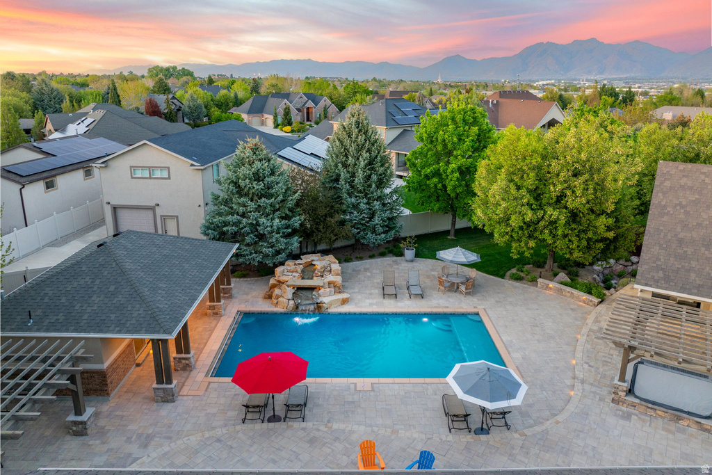 2312 W GALLANT FOX CT South Jordan, UT 84095